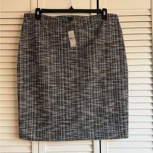 Ann Taylor Black and White Textured Pencil Skirt